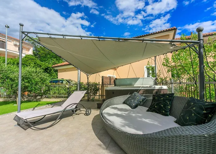 Family Heritage * Crikvenica