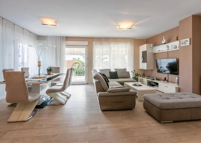 Family Heritage * Crikvenica